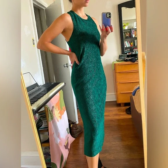 Anthropologie | Dresses | Maeve By Anthropologie Women Size S Velvet Green  Twist Back Midi Dress | Poshmark